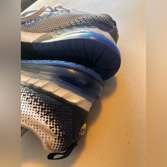 Nike Big Kids' Nike Air Max Phoenix Sneakers 5.5 White/Game Royal/Obsidian/Cyber - Picture 8 of 9